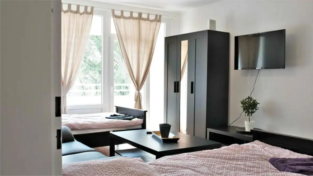 Apartment In Duesseldorf contacts